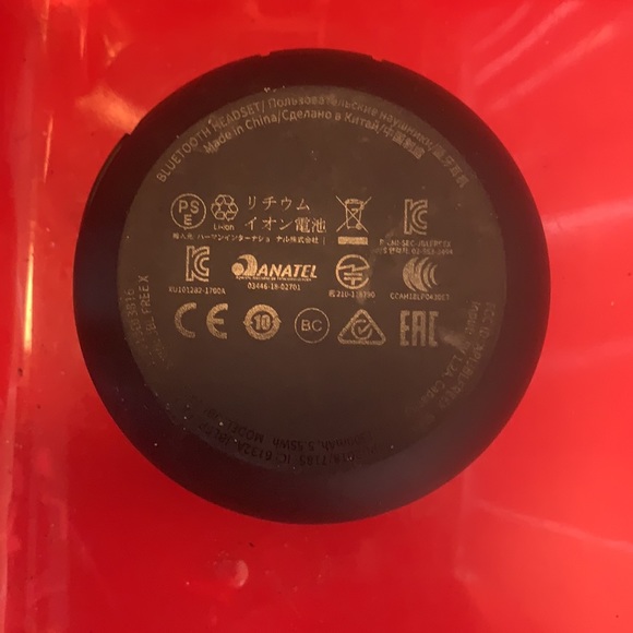 JBL BLUETOOTH BLACK  WIRELESS HEADPHONES - Picture 2 of 5